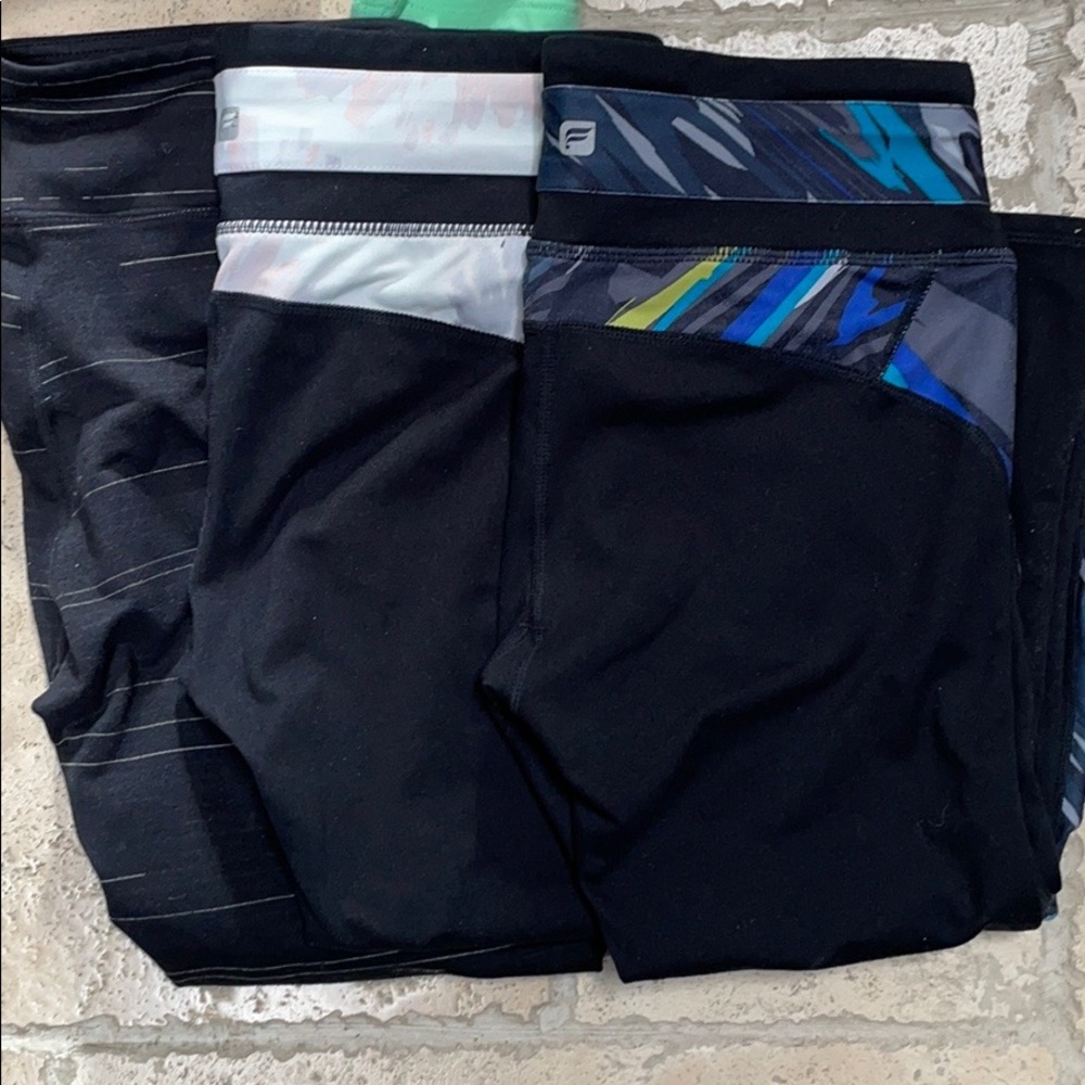 Fabletics Workout Bundle - Picture 2 of 6